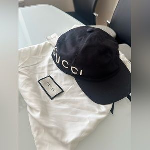 Gucci baseball hat